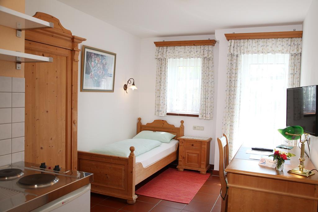 Hotel Klara Birnbaum エルランゲン エクステリア 写真
